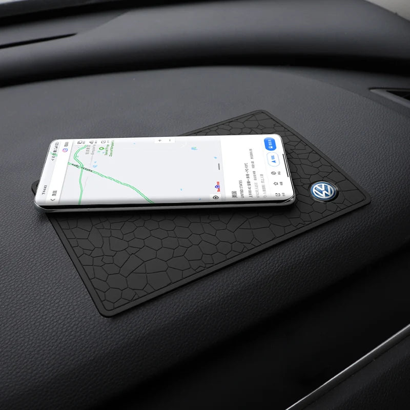 PVC Anti-Rutsch-Matte fürs Auto, Handy Anti-Rutsch-Gel-Pad für das Armaturenbrett, passend für Volkswagen GTI, Arteon R, Scirocco, Jetta R-Line, Tiguan, Polo, Magotan und GTD.