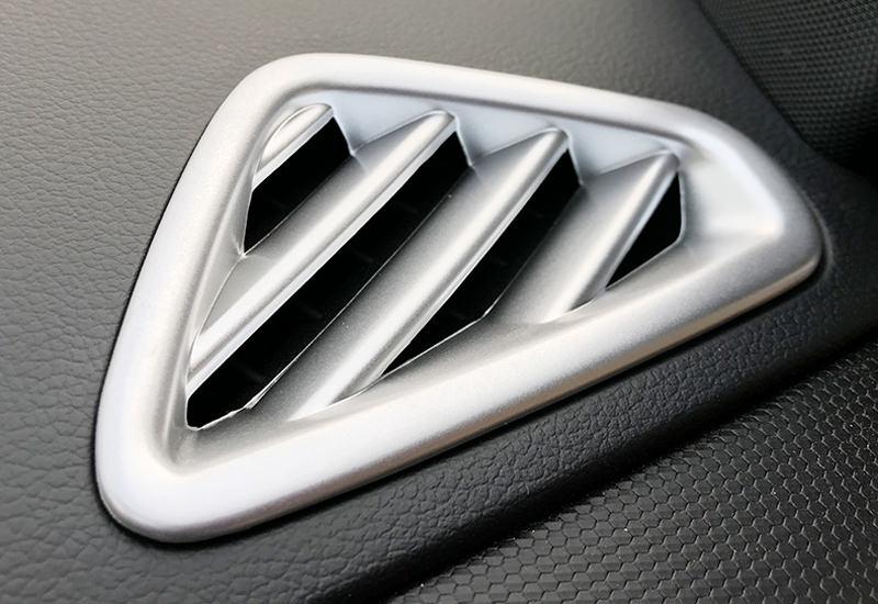 Hyundai Kona Armaturenbrett Luftdüsen Lüftung Abdeckung Rahmen