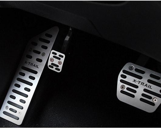 Nissan X-Trail T32 Pedal Auflagen Kappen Gaspedal Kupplung Bremse Fußstütze