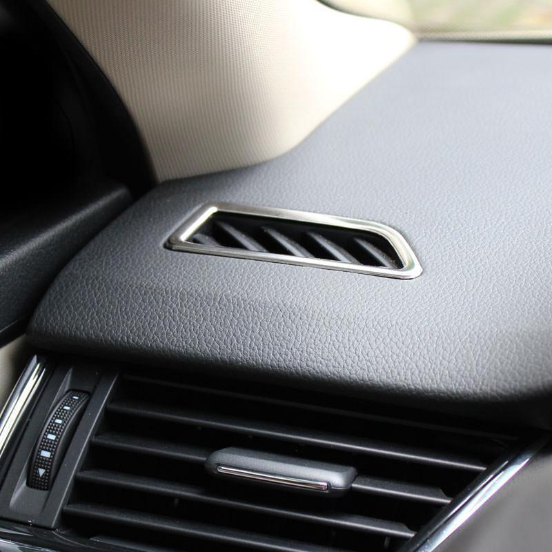 Skoda Octavia A7 Chrom Seiten Luftdüsen Lüftungs Gitter Schacht Luft Ausströmer