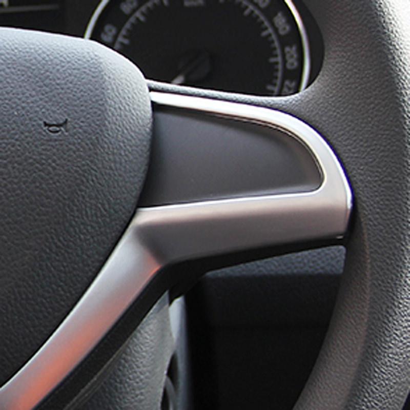 Skoda Rapid Lenkrad Knopfe Rahmen Abdeckung