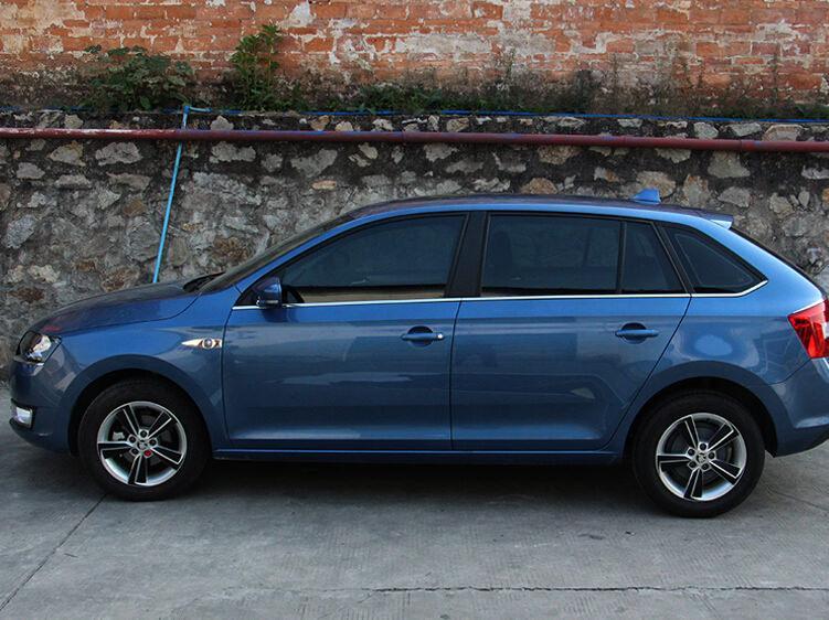 Skoda Rapid (Fließheck) Edelstahl Zierleiste Zierstab Chromleiste A B C Säule Abdeckung