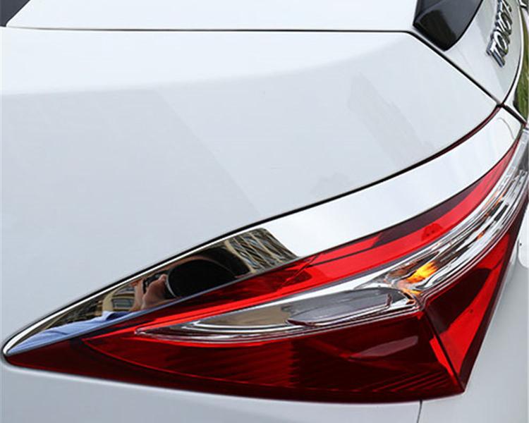 Toyota Corolla E170 Chrom Abdeckung Hinteres Licht Rückleuchte Hecklicht Leiste