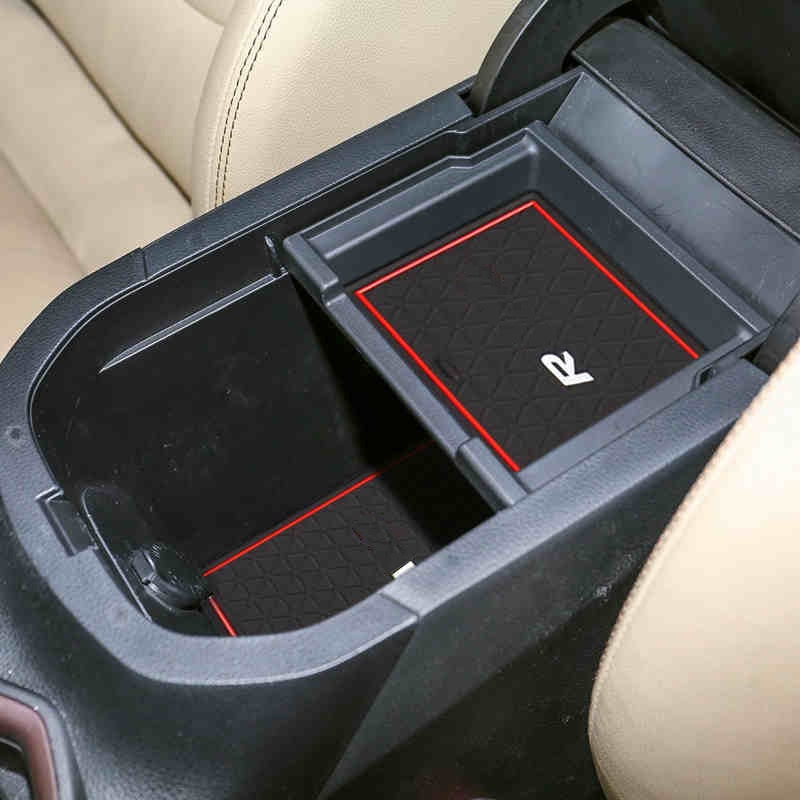 Toyota RAV4 XA50 Antirutschmatte Gummimatten Rutschfeste Matten mit Logo