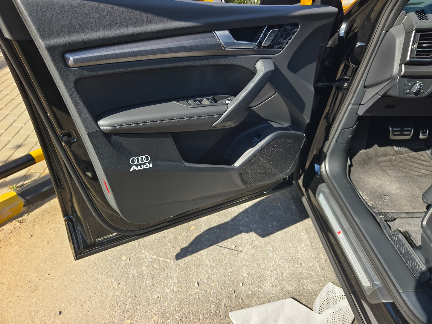 Tür-Kickschutzmatten für Audi A4L A6L A3 A5– Premium Leder Innenraumschutz, Anti-Tritt Schutzfolie & Auto Zubehör