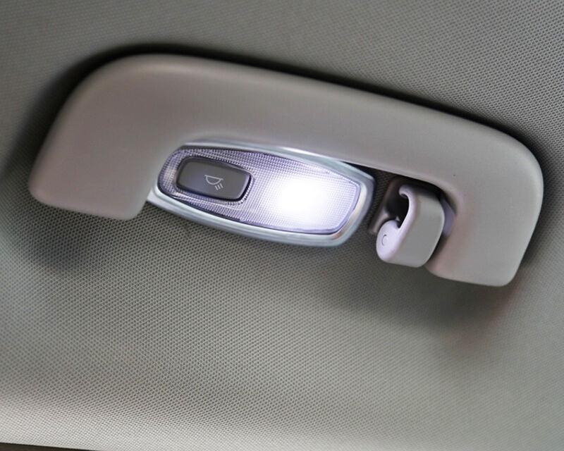 Kia Sportage 4 QL Chrom Innenraumleuchte Dach Leselicht Abdeckung Rahmen