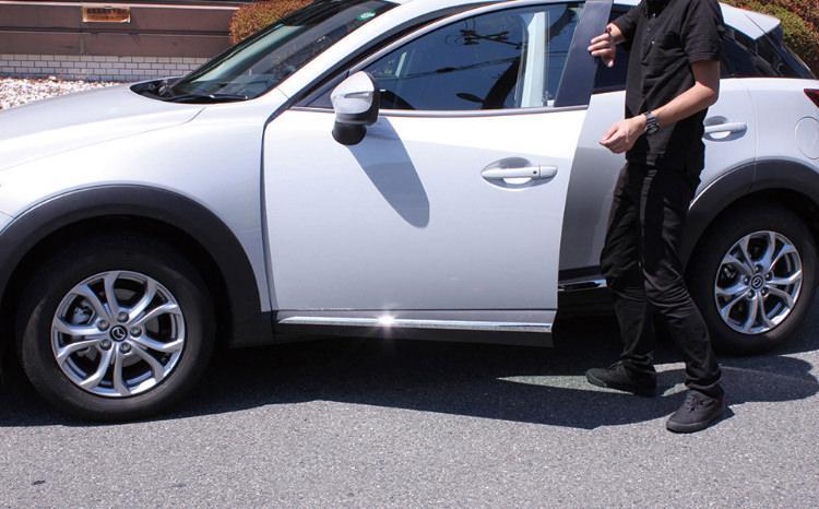 Mazda CX3 Seiten Flanken Tür Leiste Unten Abdeckung