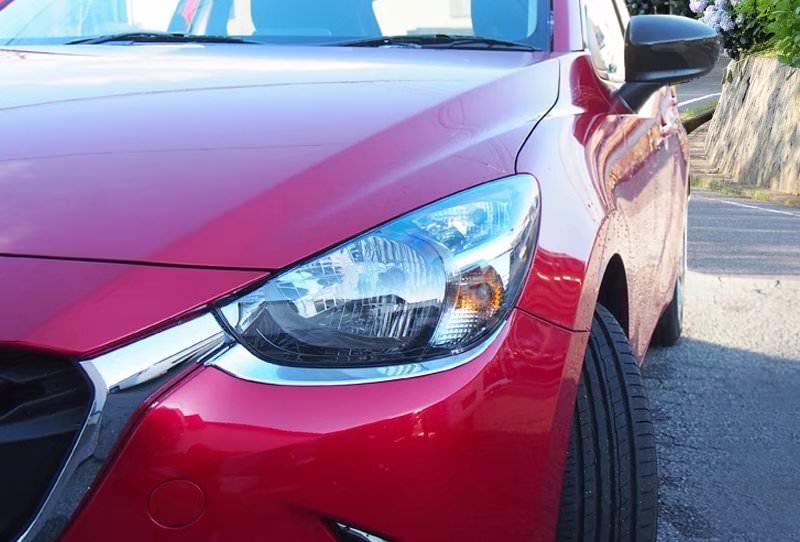 Mazda 2 DJ Chrom Scheinwerfer Leuchte Licht Augenbraue Abdeckung