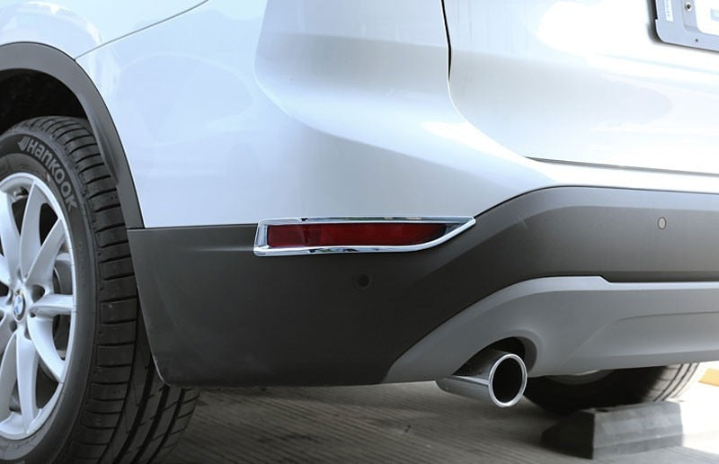 BMW X1 F48 Chrom Nebelscheinwerfer Licht Hinten Abdeckung Rahmen