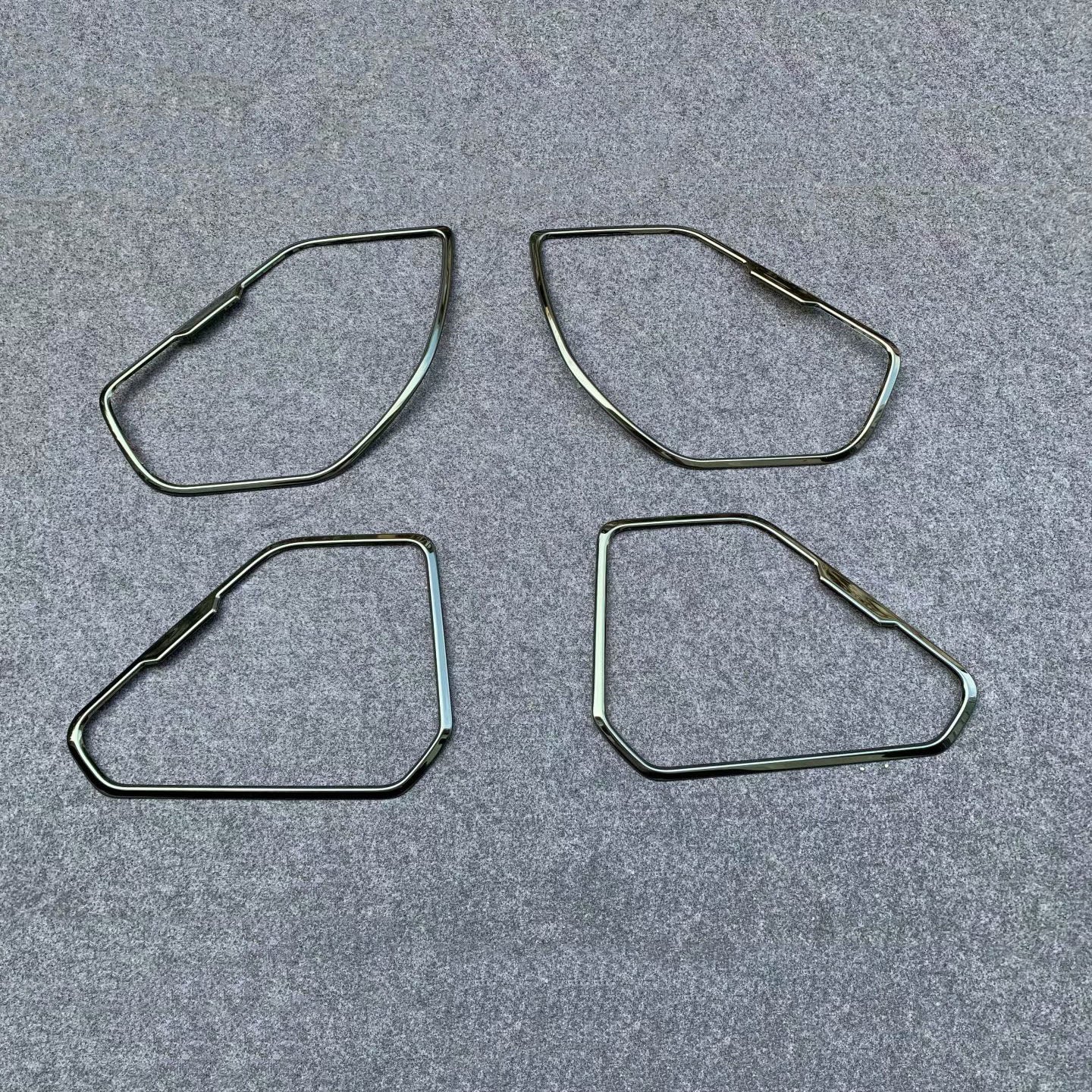 Toyota RAV4 XA50 Tür Lautsprecher Rahmen Abdeckung Blende