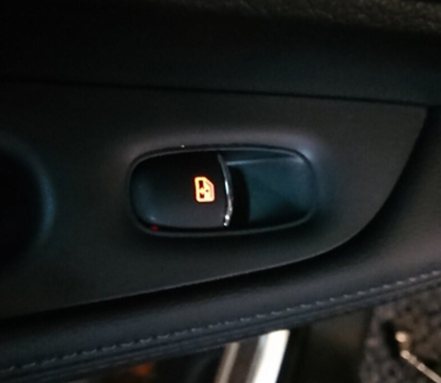 Nissan Qashqai / X-Trail Elektrischer Fensterheber Schalter Knopf Links
