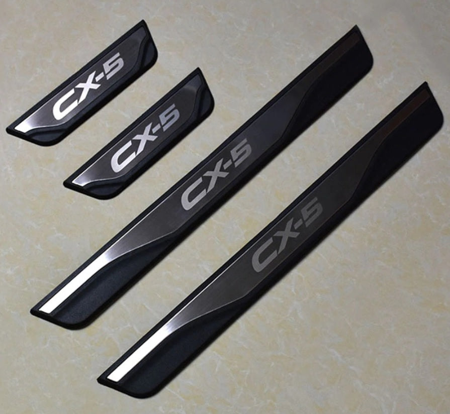 Mazda CX5 Türschweller Tür Leiste Fußschutz Einstiegsleisten (Kunstoff+Edelstahl)